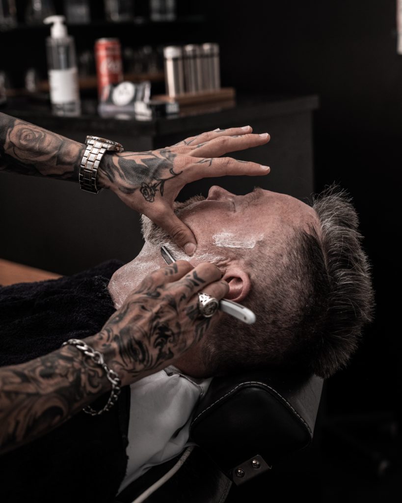 Bart trimmen und stylen bei NoCap Barbers Wien