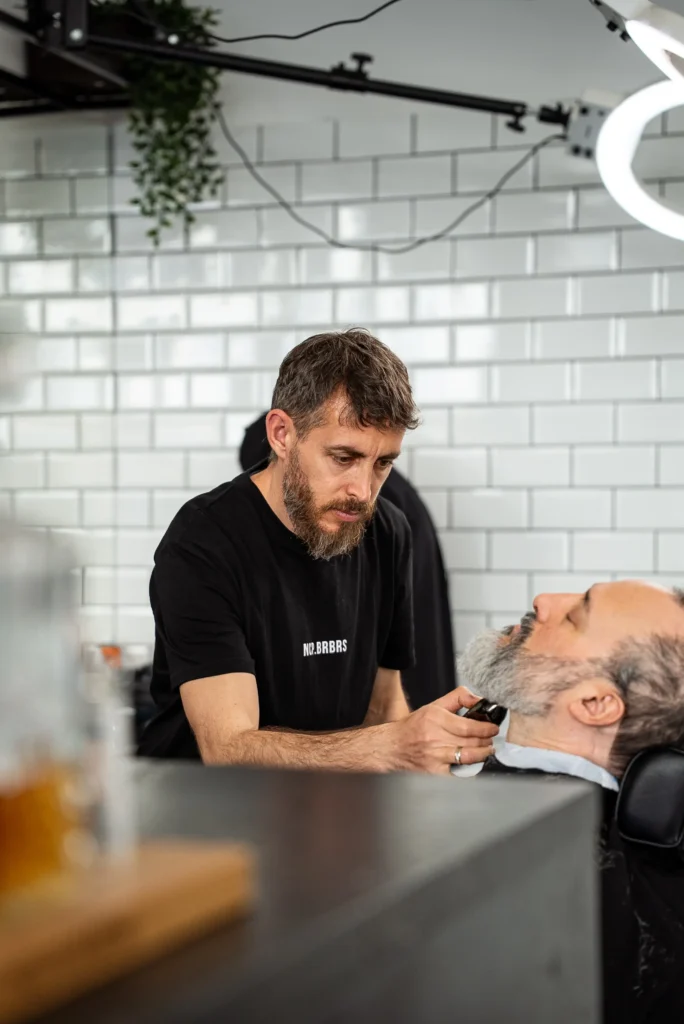 NoCap Barbers Shop in Wien mit modernem Barber Interior
